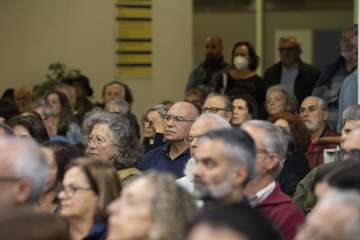 El Cabildo ratifica su compromiso de preservar la Memoria Histórica en la presentación del libro 'Héroes de chabola'/TA.